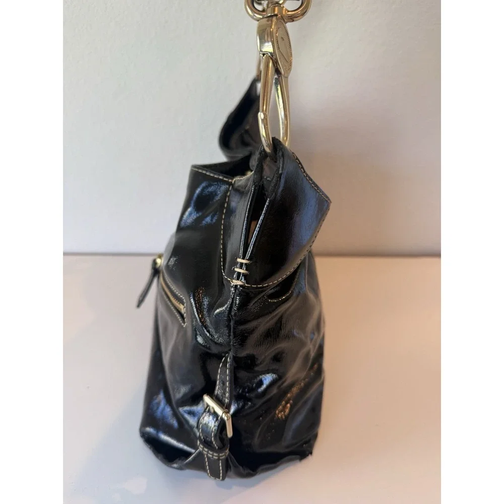 Dooney‎ & Bourke Black Patent Leather Medium Hobo Shoulder Bag Zip Pocket Nice